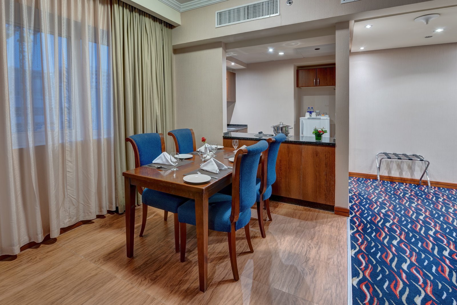 02-BR-Dining-and-Kitchen-2
