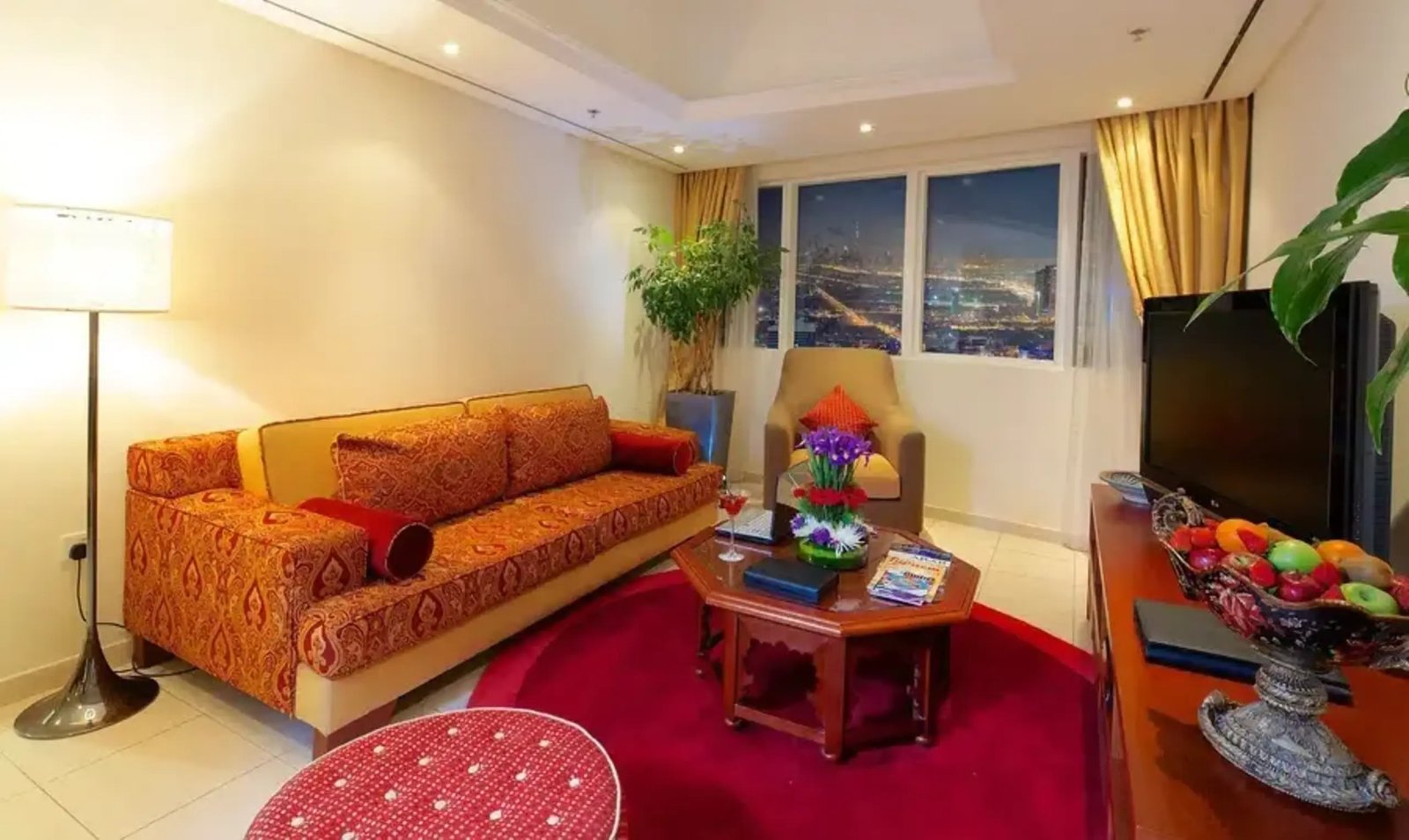 390106016-800×600-1
