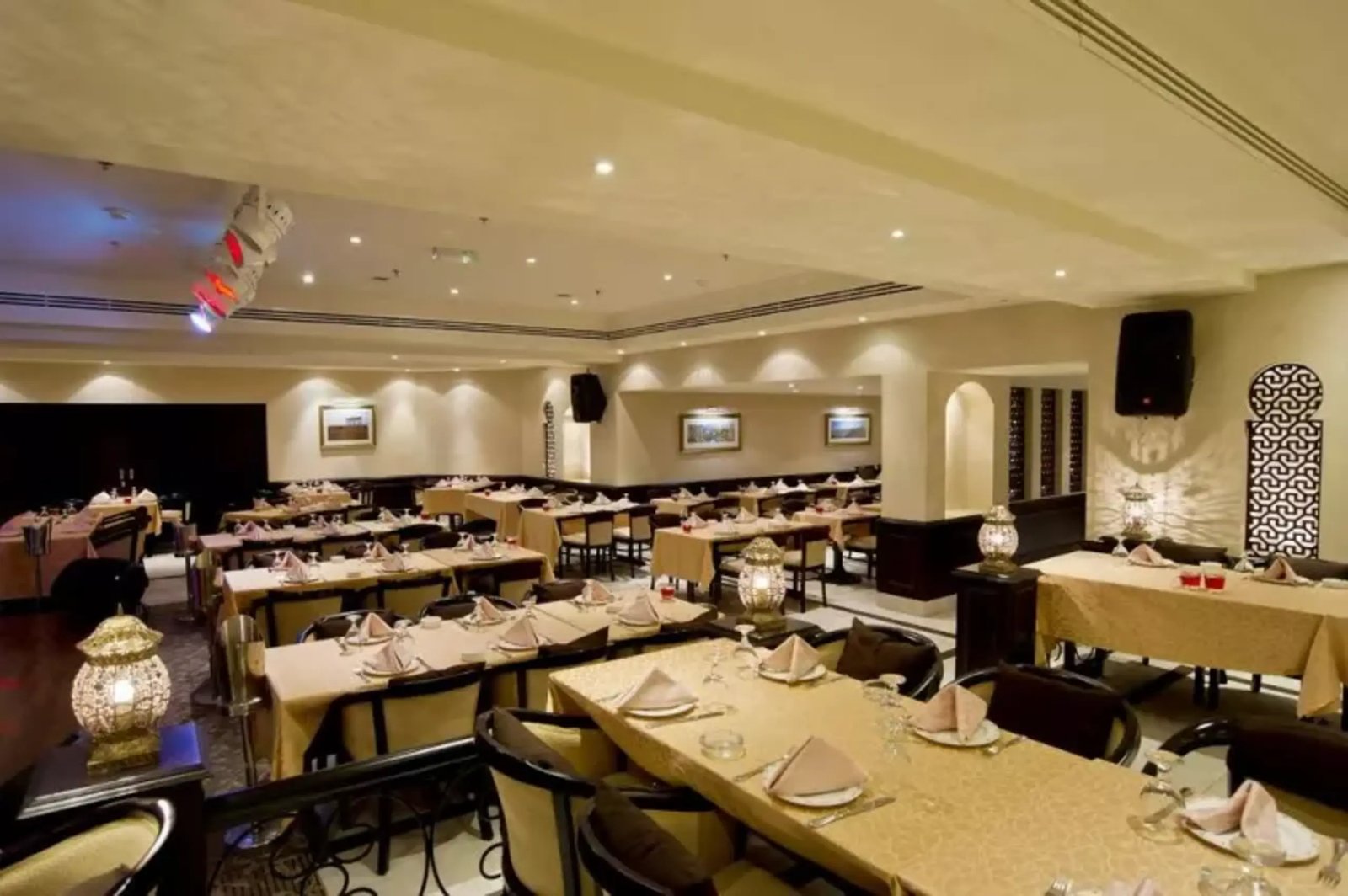 hotels-dubai-hotel-carlton-tower