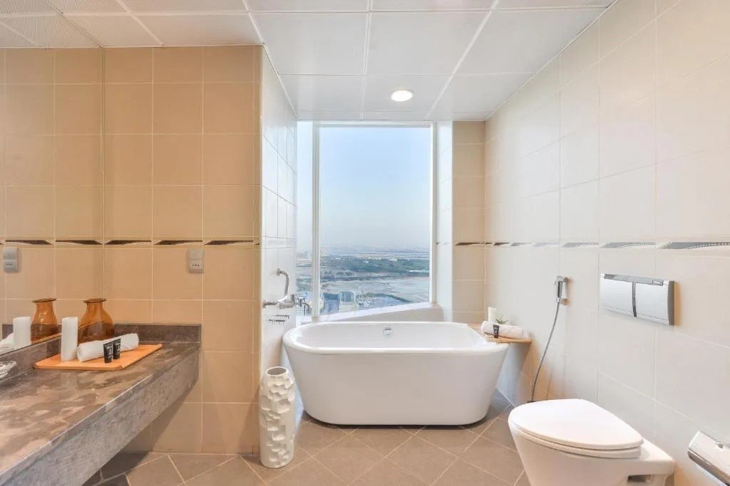 Nassima-3-bhk-main-bathroom