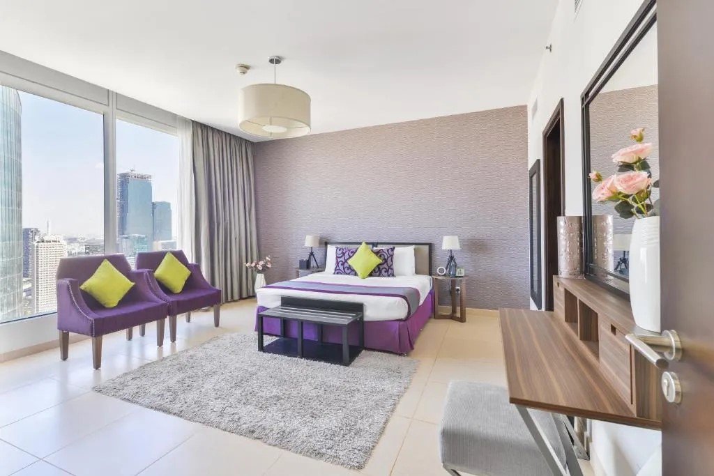 Nassima-s-2bhk-main-bedroom